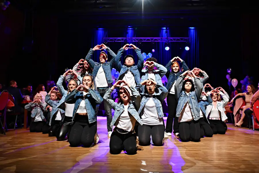 Focení maturitních plesů - Fotografie č. 1