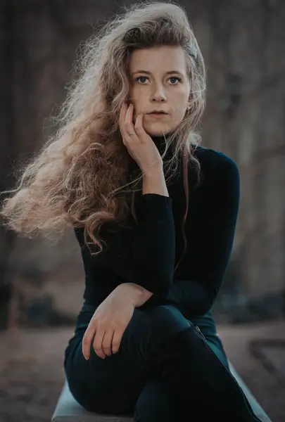 Ženský portrét - Fotografie č. 15