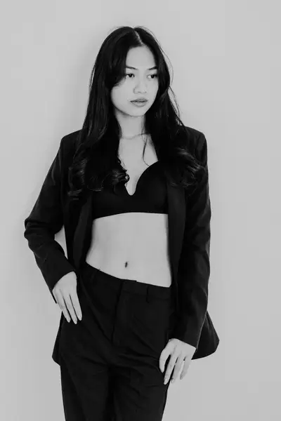 Ženský portrét - Fotografie č. 10