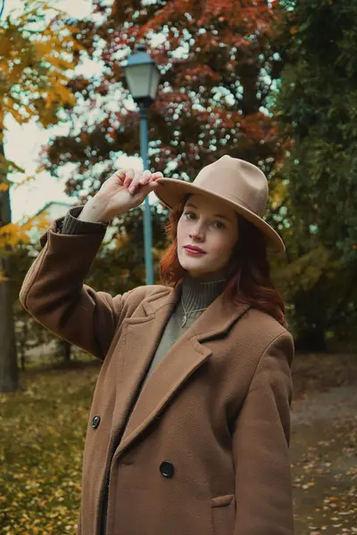 Ženský portrét - Fotografie č. 10