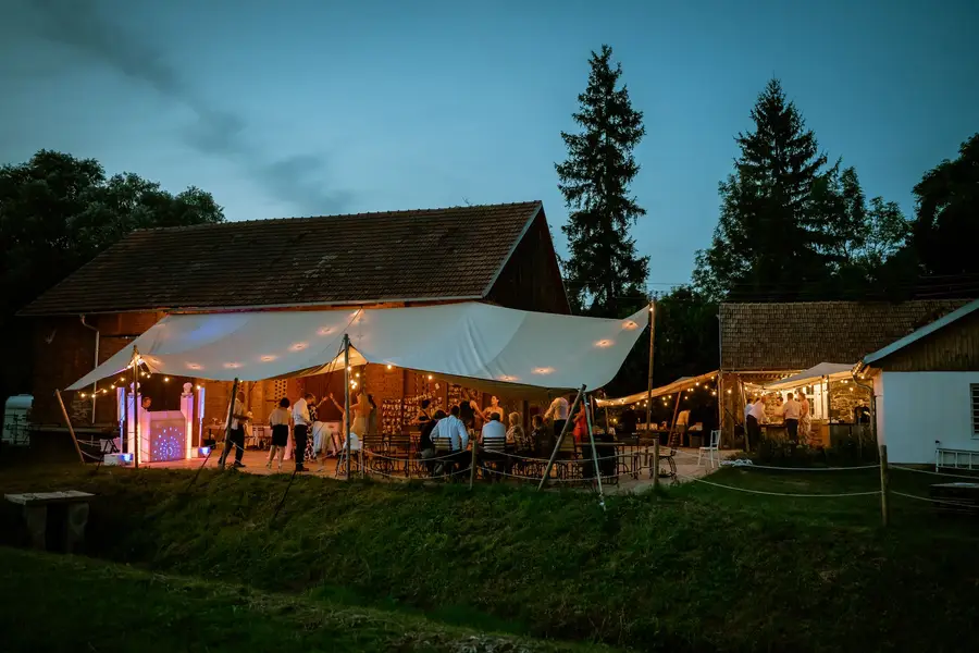 Svatební fotograf - Fotografie č. 8