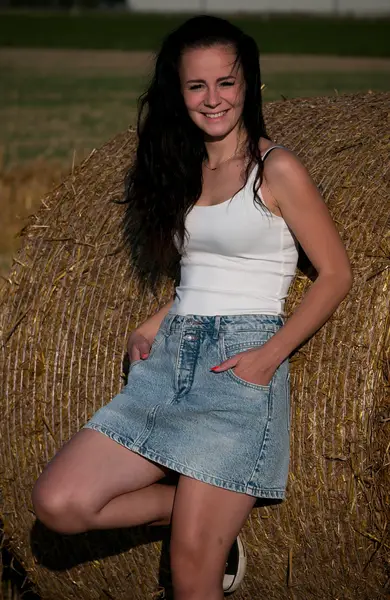 Ženský portrét - Fotografie č. 8