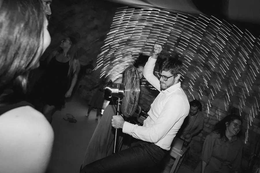 Svatební fotograf Matěj Komár - Fotografie č. 7