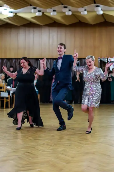 Focení maturitních plesů - Fotografie č. 5