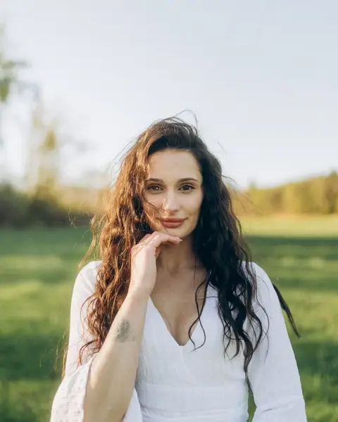 Ženský portrét - Fotografie č. 10