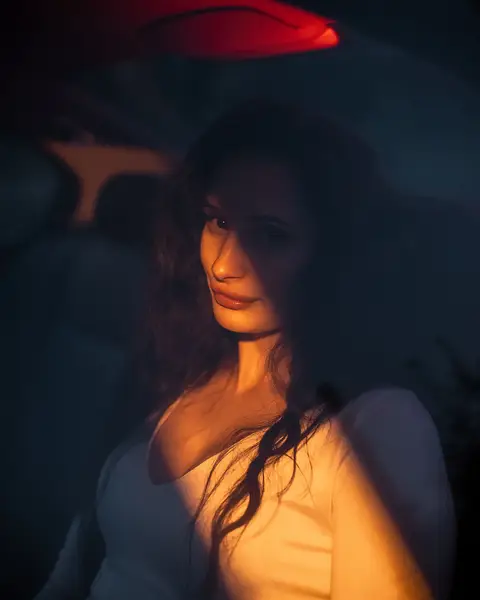 Ženský portrét - Fotografie č. 11