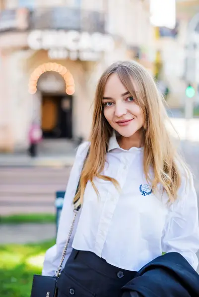 Ženský portrét - Fotografie č. 21