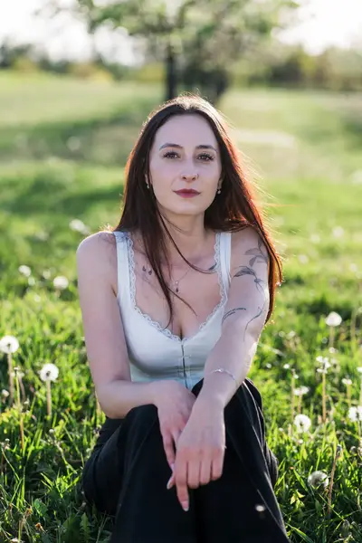 Ženský portrét - Fotografie č. 2