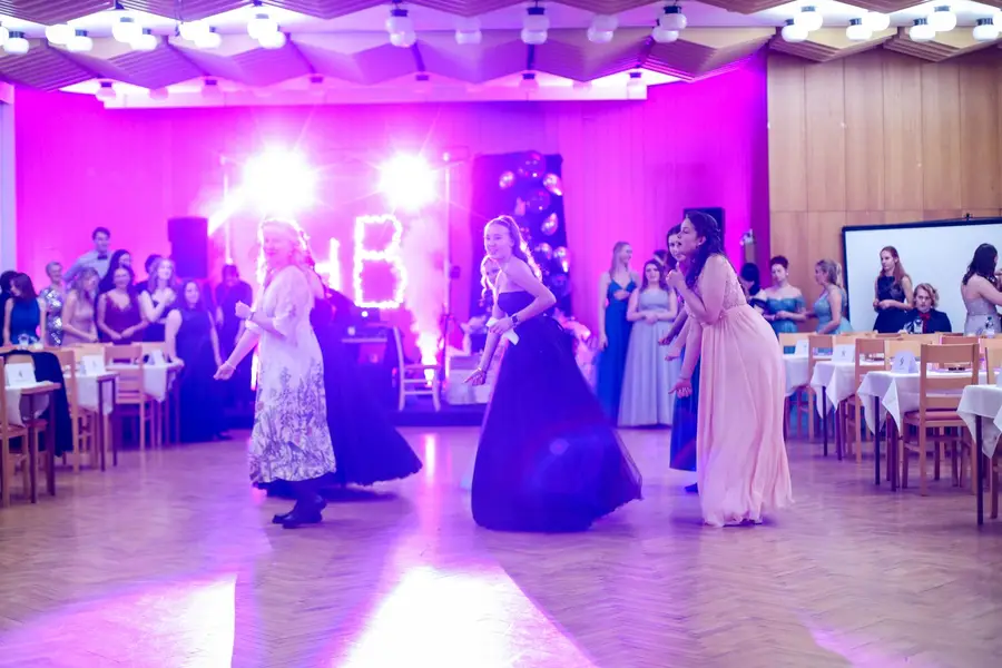 Focení maturitních plesů - Fotografie č. 9