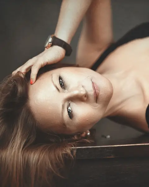 Ženský portrét - Fotografie č. 17