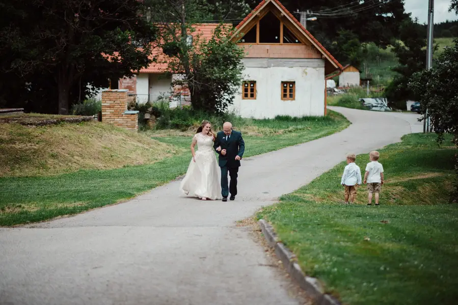 Svatební fotograf - Fotografie č. 16
