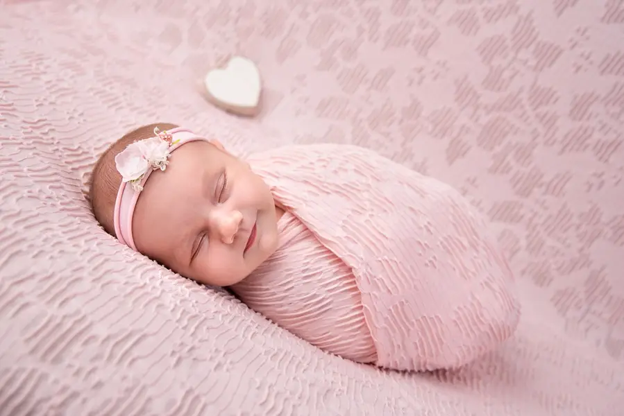Newborn focení v ateliéru, Newborn focení - Fotografie č. 10