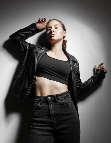 Ženský portrét Artem Mishukov - Fotografie č. 6