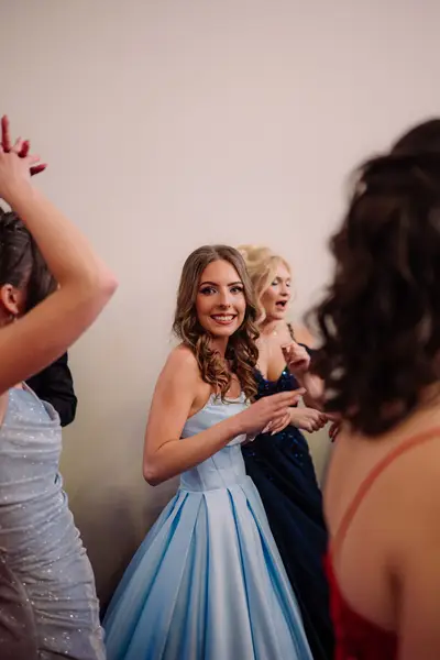 Fotograf maturitních plesů Tomáš Kouba - Fotografie č. 2