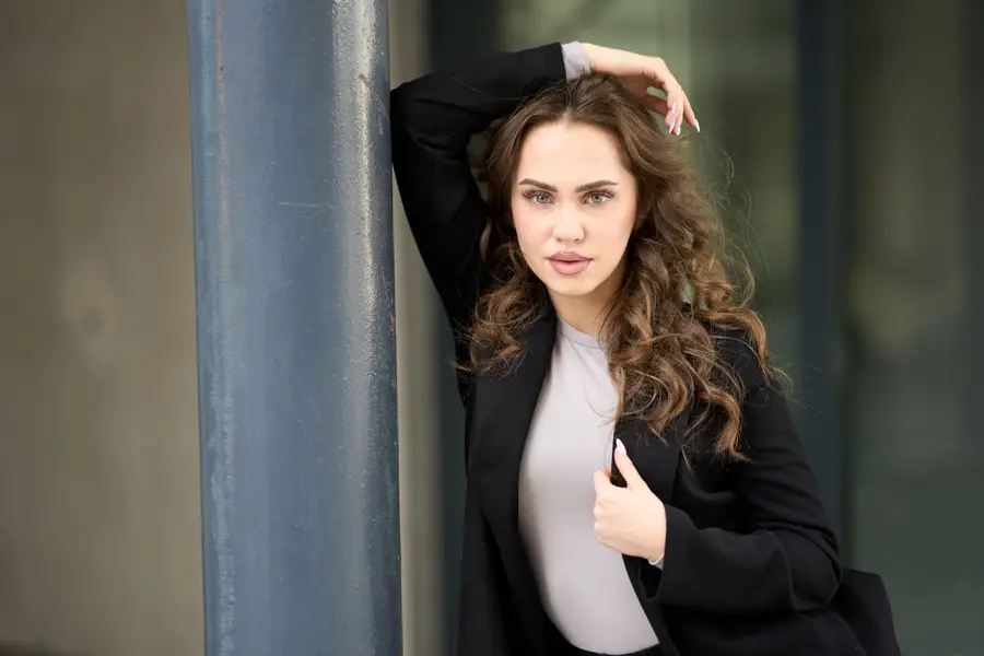 Ženský portrét - Fotografie č. 19