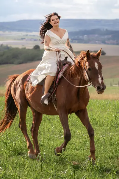 Svatební fotograf - Fotografie č. 12