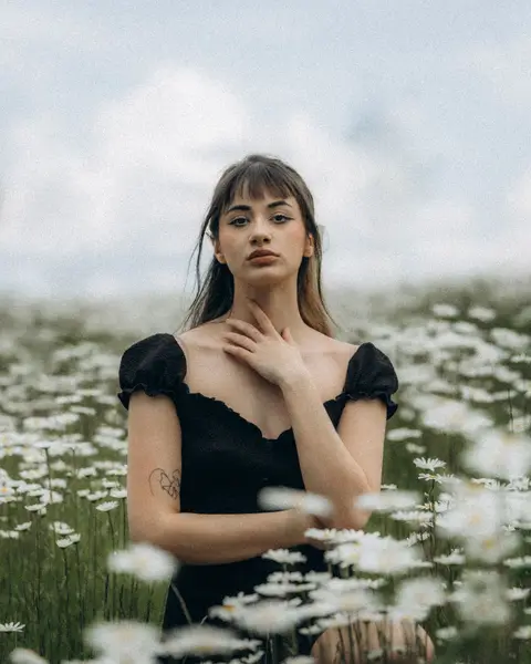 Ženský portrét - Fotografie č. 13
