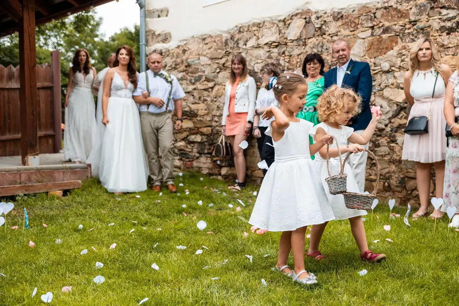 Svatba-základ , Jen obřad a portrét - Fotografie č. 24