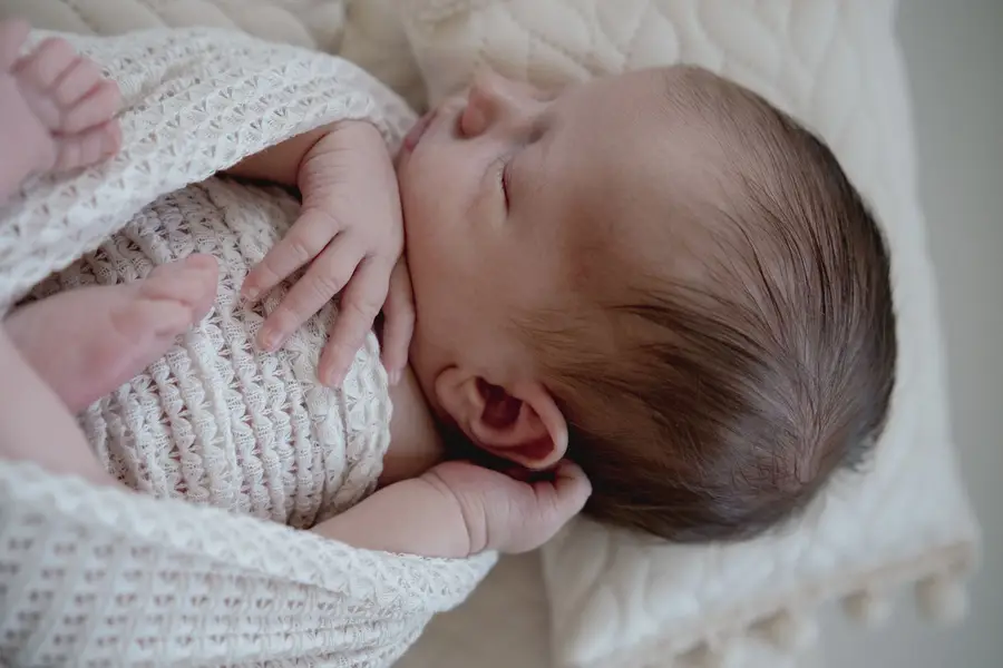 Novorozenecké focení, Miminka (Newborn) - Fotografie č. 15