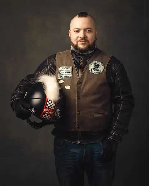 Mužský portrét - Fotografie č. 9