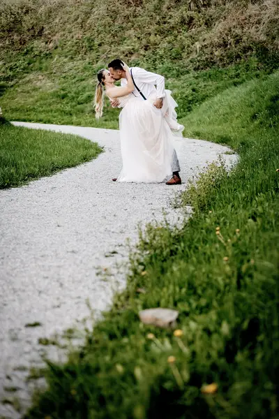 Svatební fotograf Tomáš Brzezina - Fotografie č. 9