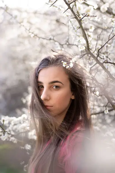 Ženský portrét - Fotografie č. 6