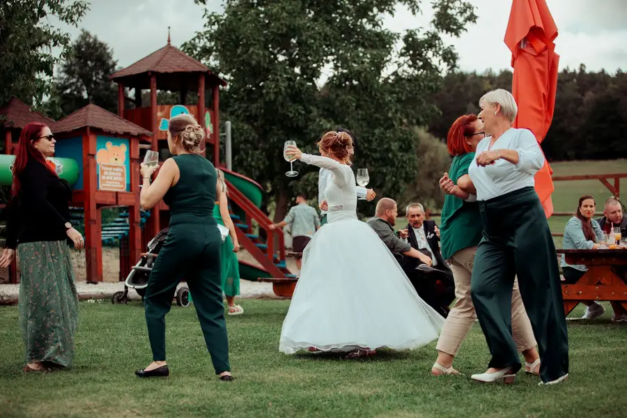Svatební fotograf Eva Albrechtová - Fotografie č. 9
