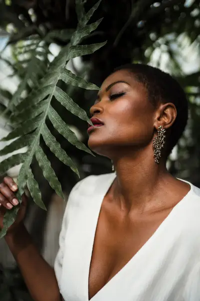 Ženský portrét - Fotografie č. 2