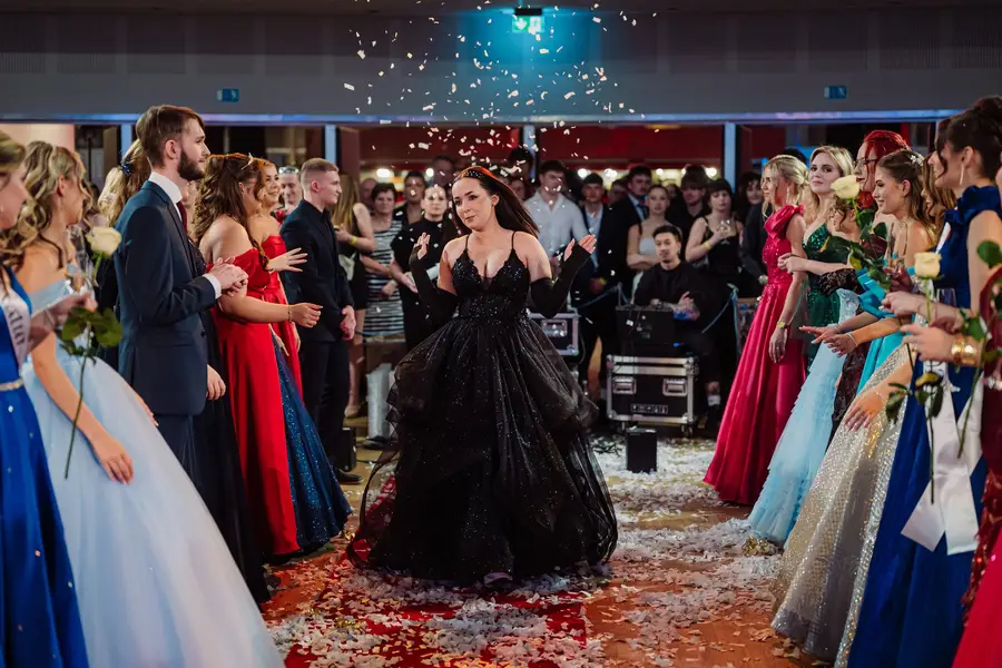 Focení maturitních plesů - Fotografie č. 11