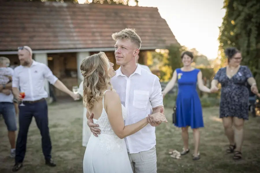 Svatební fotograf - Fotografie č. 17