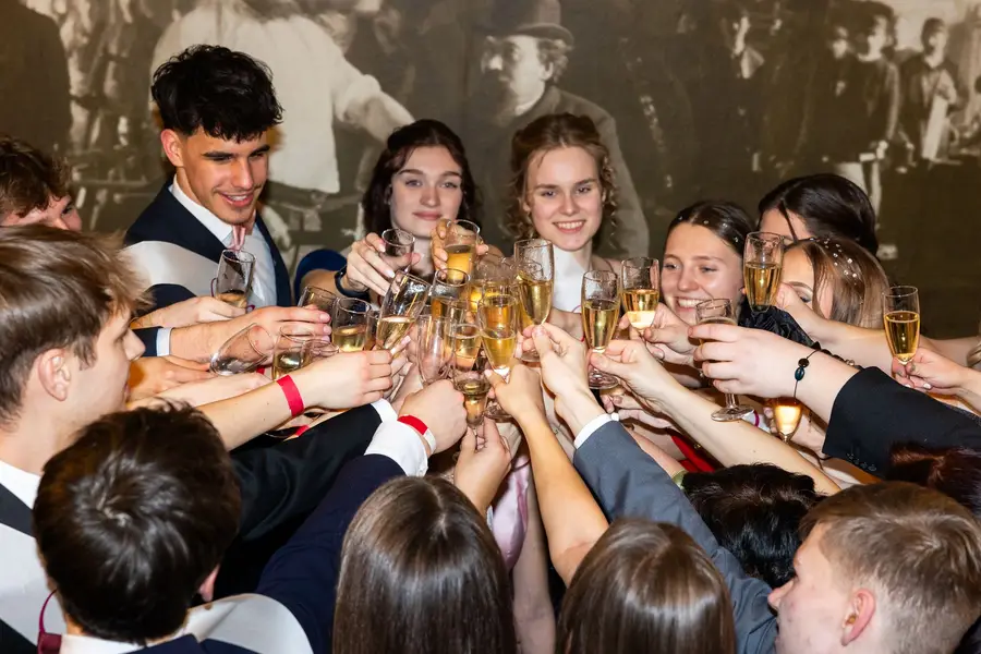 Focení maturitních plesů - Fotografie č. 12