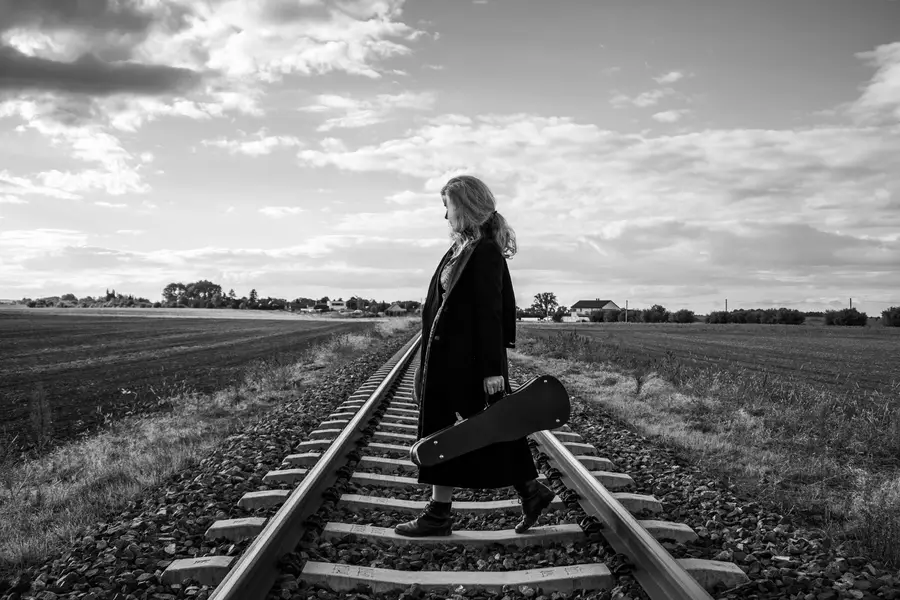 Ženský portrét Anna Löwensteinová - Fotografie č. 2