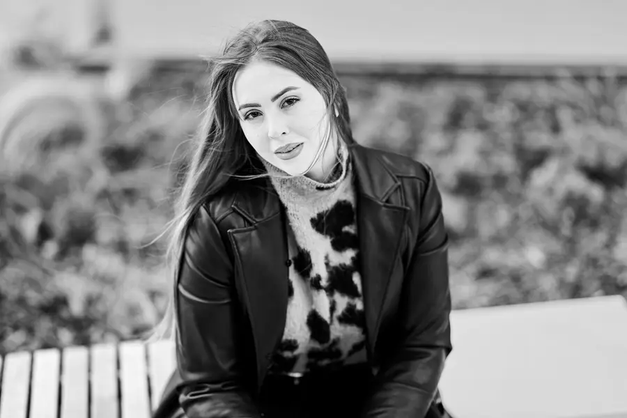 Ženský portrét - Fotografie č. 9