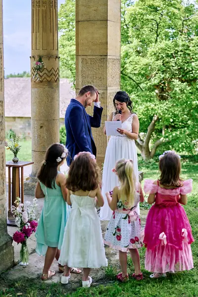 Svatební fotograf - Fotografie č. 23