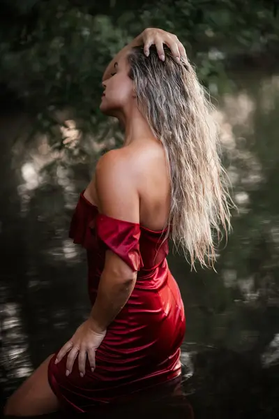 Ženský portrét - Fotografie č. 5