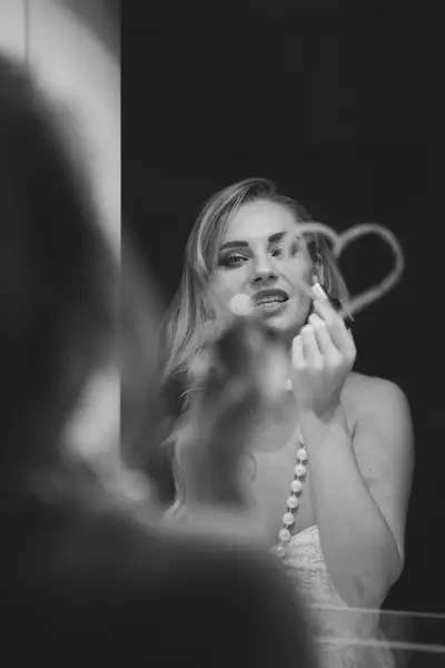 Ženský portrét - Fotografie č. 23