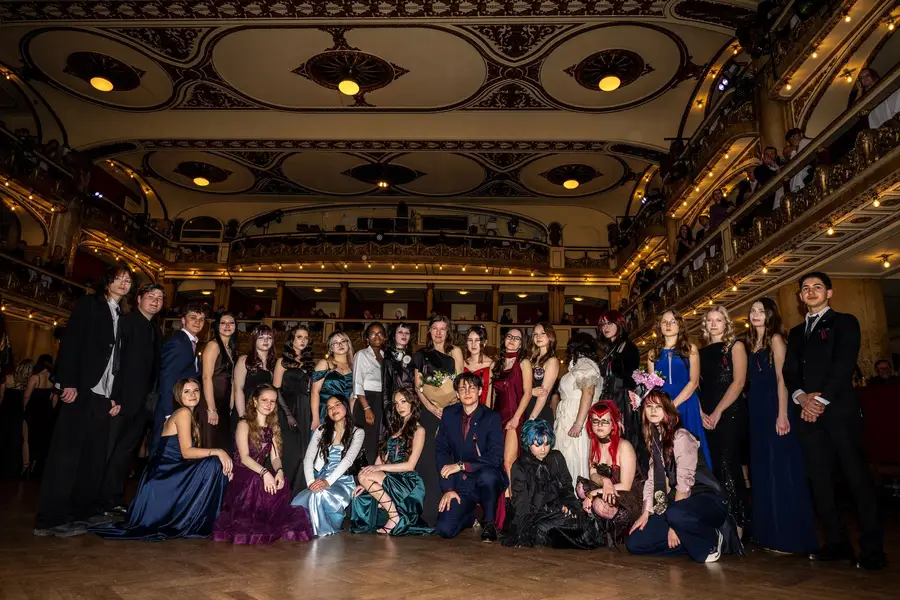 Focení maturitních plesů Anna Löwensteinová - Fotografie č. 4