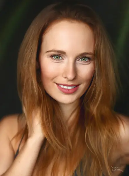 Ženský portrét - Fotografie č. 13