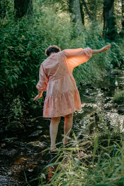 Ženský portrét - Fotografie č. 8