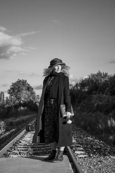Ženský portrét Anna Löwensteinová - Fotografie č. 4