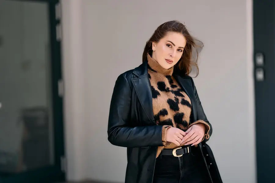 Ženský portrét - Fotografie č. 10