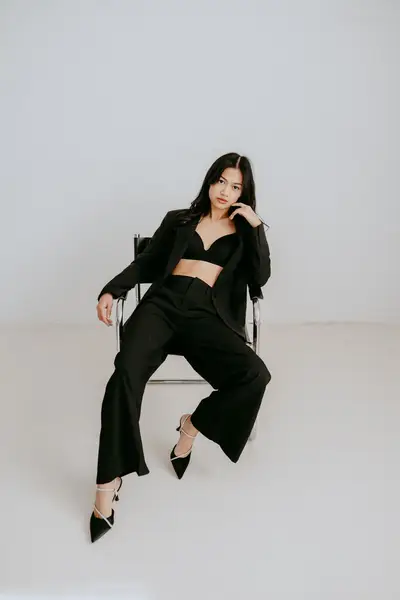 Ženský portrét - Fotografie č. 6