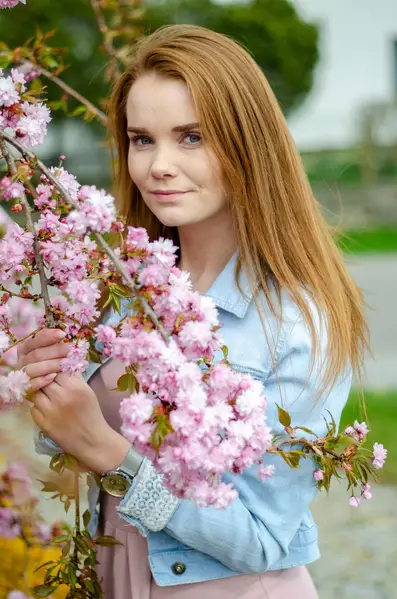 Ženský portrét - Fotografie č. 7