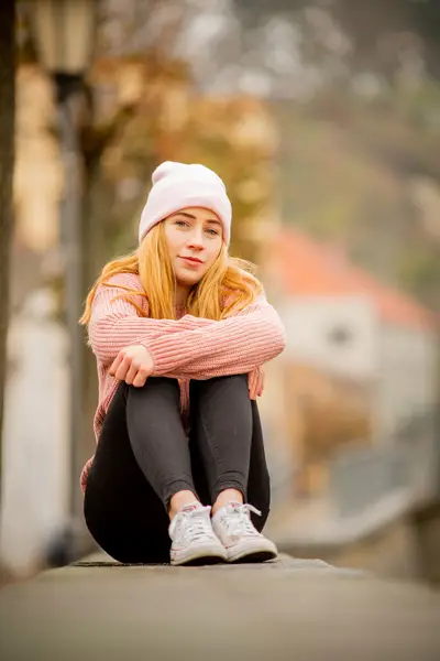 Ženský portrét - Fotografie č. 15
