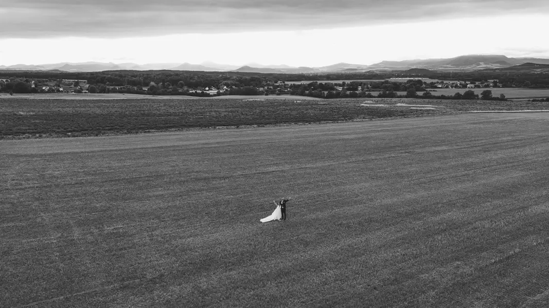 Svatební fotograf Filip Podhorský - Fotografie č. 4