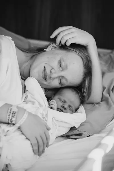 Newborn focení - Fotografie č. 16