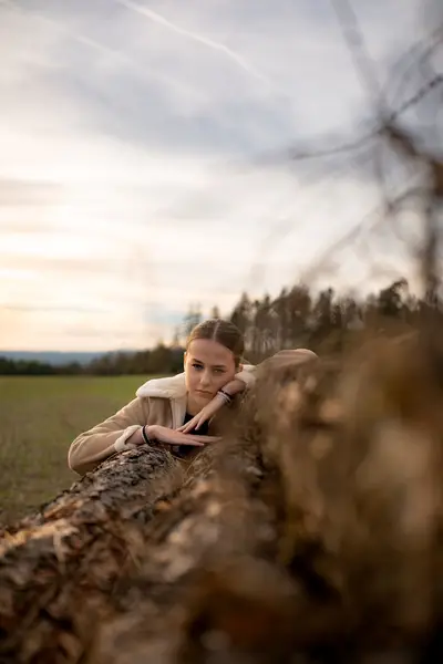 Ženský portrét - Fotografie č. 13
