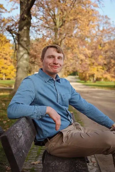 Mužský portrét - Fotografie č. 3