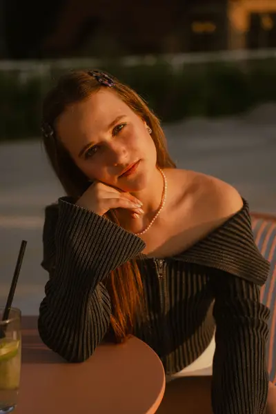 Ženský portrét - Fotografie č. 1
