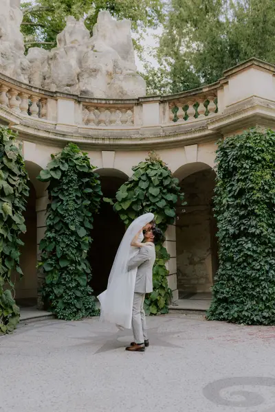 Svatební fotograf Nikola Šimíková - Fotografie č. 1